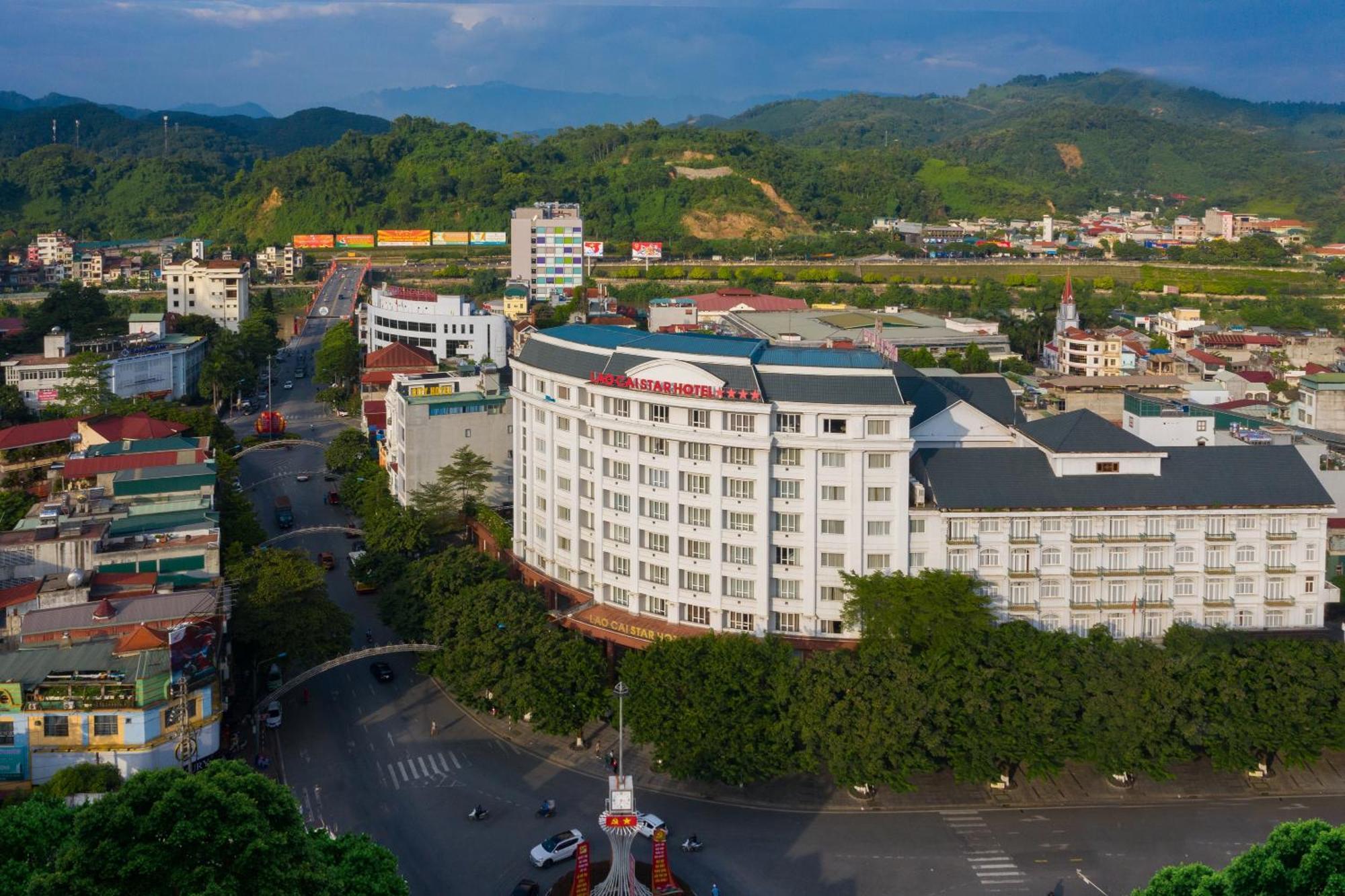Lao Cai Star Hotel Exteriör bild