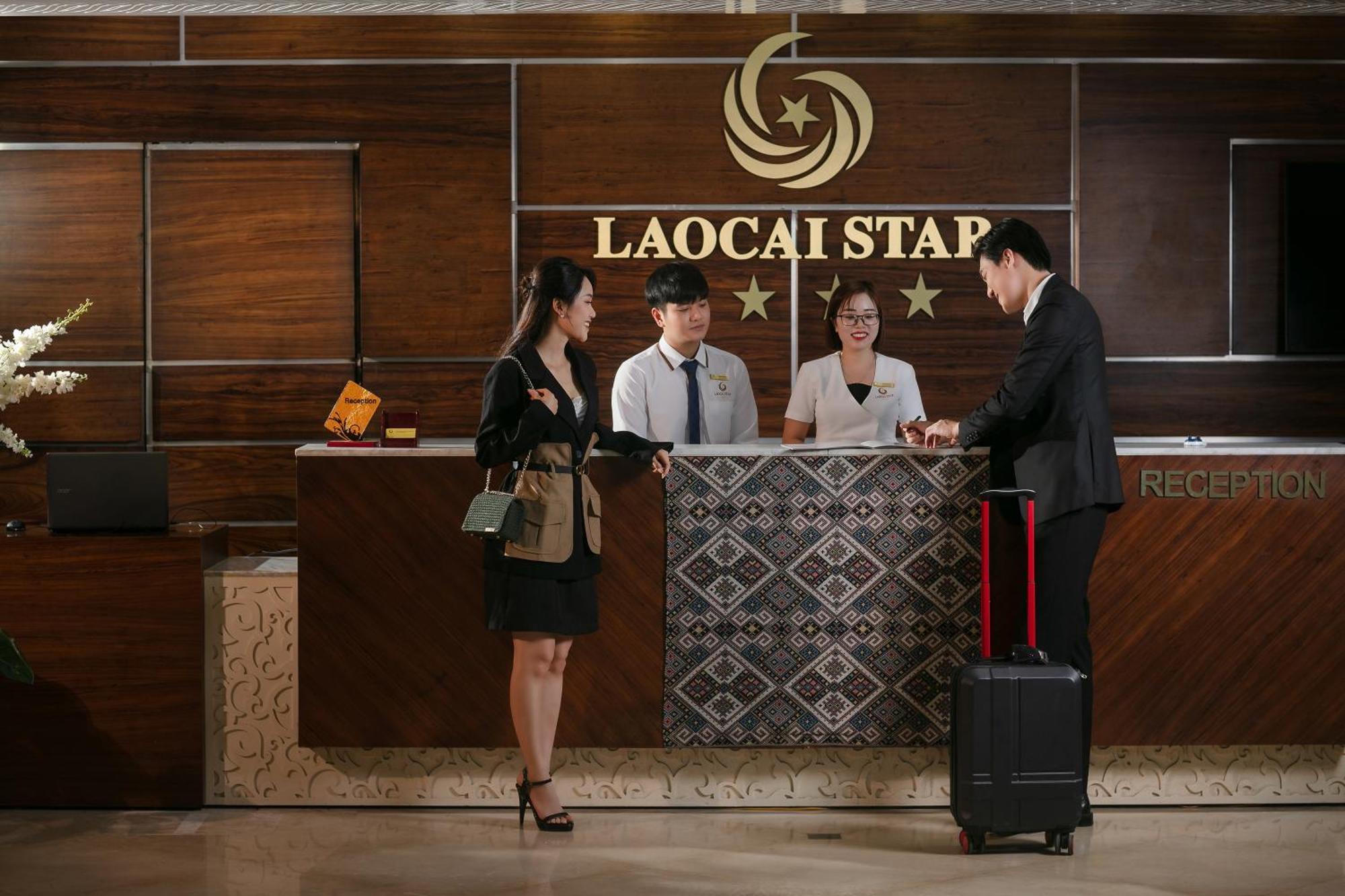 Lao Cai Star Hotel Exteriör bild